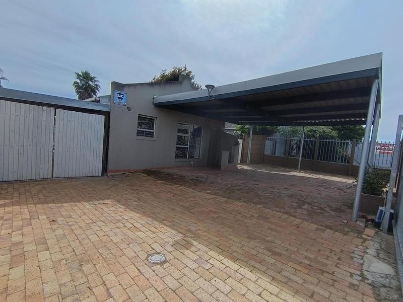 2 Bedroom Property for Sale in Protea Village Western Cape